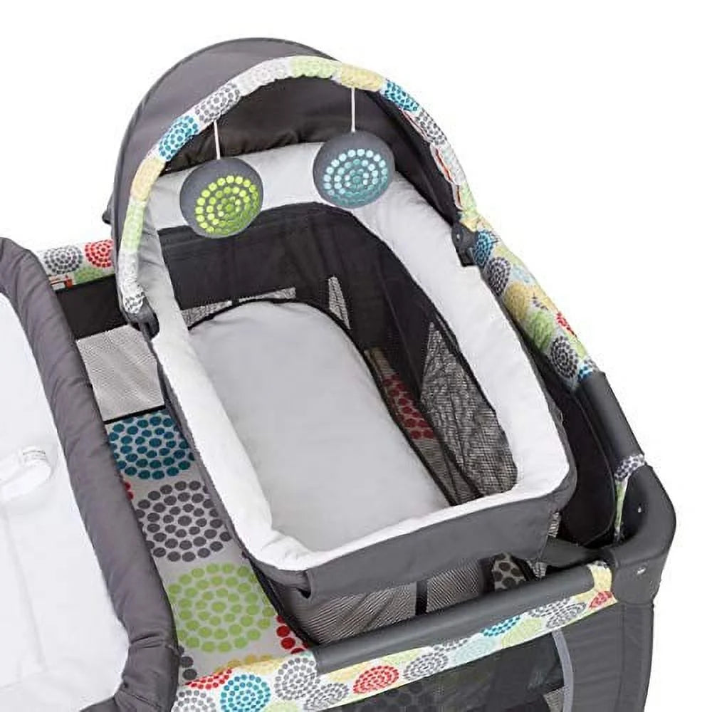 Lil Snooze Deluxe II Nursery Center Playard with Changer and Bassinet, Funfetti Grey